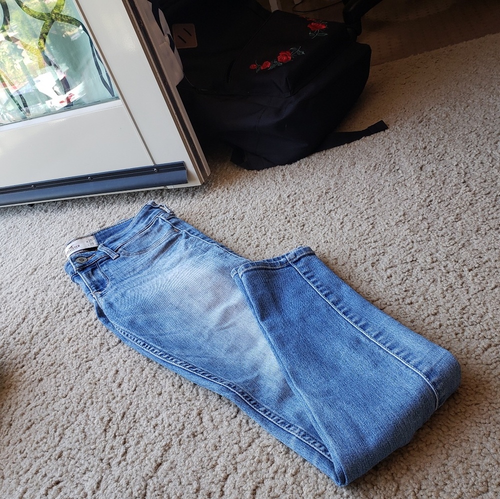 Hollister jeans